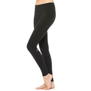 ALO YOGA black mid rise 7/8 tight leggings